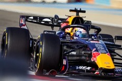 Red Bull Racing - A Red Bull nagyot húzott Bahreinben, Verstappen új fegyvert kapott a szezonra