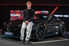 Mercedes - Antonelli közúti balesetet szenvedett ritka Mercedesével San Marinóban