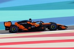 McLaren - Videón a bahreini teszt első napjának legfontosabb történései