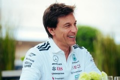 Mercedes - Visszatérhet a 2021-es dráma? Wolff újra utolsó körös döntést akar!