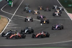 Mercedes - Extra fejlesztési esély a lemaradóknak, vitát szít a 2026-os szabály