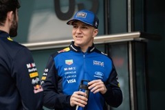 Mercedes - „Ez nem fér bele” – Wolff nekiment Hadjarnak a kínai sprint után