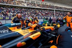 McLaren - Teljes a sötétség a McLarennél, a Mercedes kezébe került a világbajnoki címvédő csapat sorsa