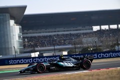Mercedes - Russell drámája után történelmi Antonelli-pole Kínában, a Ferrarik ezúttal közelebb