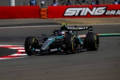 Mercedes - Büntetés várhat Antonellire a Kínai Nagydíj sprintidőmérője után!