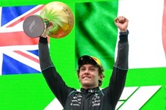 Mercedes - Jannik Sinner az  Indian Wells-i döntőn ünnepelte Antonellit: „Köszönöm, Kimi, hatalmas vagy!”