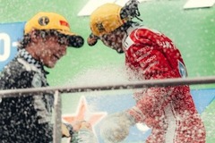 Ferrari - Jól teszi-e a Ferrari, ha túlzottan örül Hamilton dobogójának?