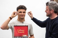 McLaren - Szokatlan megtiszteltetés érte Norrist