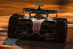 Ferrari - Különleges hatodik érzék segíti Hamiltont a pályán - más nem képes erre