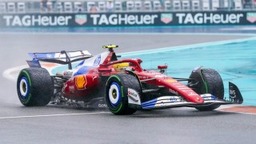 Red Bull Racing - Komoly biztonsági kockázatot jelentett, ezért szabályt módosított az esős futamokra az FIA