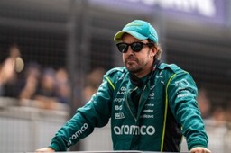 Aston Martin - Alonso kiállt a szenvedő Honda mellett: „Ez nem egyik napról a másikra oldódik meg”