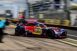 Red Bull Racing - Arra kérik a Red Bullt, hogy tiltsák el Verstappent az F1-en kívüli szereplésektől