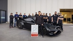 Letarolta a Zöld Poklot a Ford Mustang, felfoghatatlan köridővel sokkolták a riválisokat (videó)