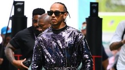 Ferrari - Vasseur elárulta a titkot, ami új életre keltette Hamiltont a Ferrarinál