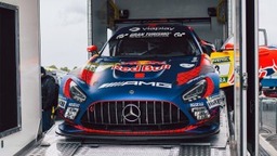 Red Bull Racing - Így nézheted élőben Max Verstappen teljes nürburgrinigi hétvégéjét