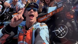 Meglepetés Mugellóban, szatellit motor hozta el az Aprilia hazai sikerét