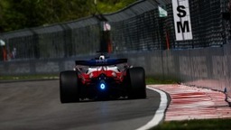 Ferrari - Charles Leclerc megmutatta, hogyan kell driftelni egy F1-es Ferrarival (videó)