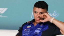 Red Bull Racing - „Nem felejtettem el vezetni” – kifakadt a hatalmas lemaradása után a Red Bull pilótája
