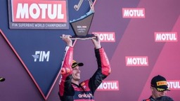 Megállíthatatlan a Ducati klasszisa, újabb történelmi győzelmet aratott a Balaton Parkban