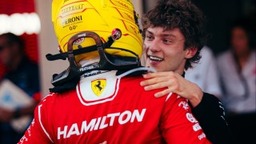 Mercedes - Óriási gesztust tett Hamilton felé a drámai kiesést elszenvedő Antonelli