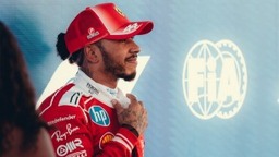 Hamilton lecsapna a rajtnál a Mercedesre a forrongó spanyol katlanban
