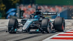 Mercedes - TV-közvetítésből kimaradt felvétel világított rá a Mercedes feszült csatájára
