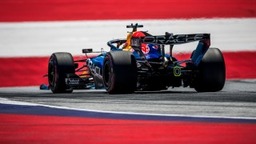 Red Bull Racing - Megkönnyebbülhetnek a Red Bullnál Verstappen időmérős balesete után