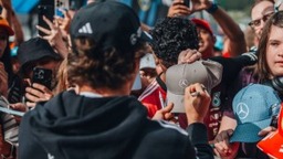 Mercedes - Már Antonelli is nagyon aggódik a Ferrari miatt, akár el is bukhatják a bajnokságot