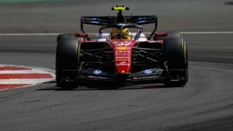 Ferrari - Furcsa fejlesztés bukkant fel a Ferrari hátsó szárnyán (fotó)