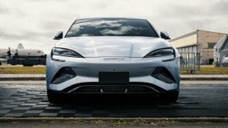 Elképesztő töltési sebességgel forgatja fel a villanyautók piacát a BYD