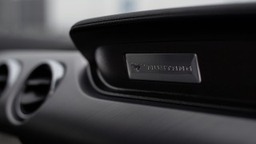 Elképesztő teljesítménnyel érkezik az új Ford Mustang