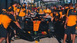 McLaren - Reménytelen helyzetbe került Piastri a McLarennél