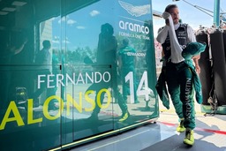 Aston Martin - „Elegem van a magyarázkodásból” – Alonso egyre nehezebben viseli a jelenlegi helyzetet