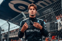 Mercedes - Egyre nagyobb a baj Russell körül a Mercedesnél
