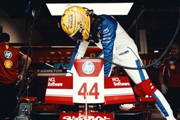 Ferrari - Hol vannak most Lewis Hamilton kritikusai? Már ők is kénytelenek dicsérni