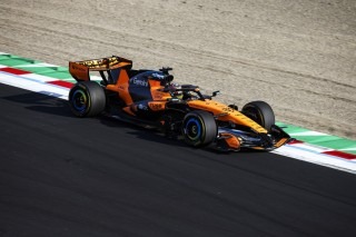 Piastri vitte a szuzukai FP2-t a Mercedesek előtt, a Red Bull továbbra is küszködik