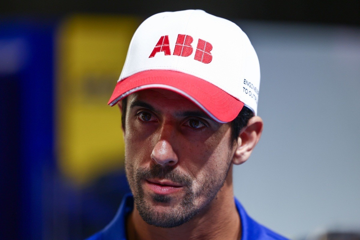  és  - Di Grassi feltárja a Crashgate hatásait Massa küzdelmén keresztül