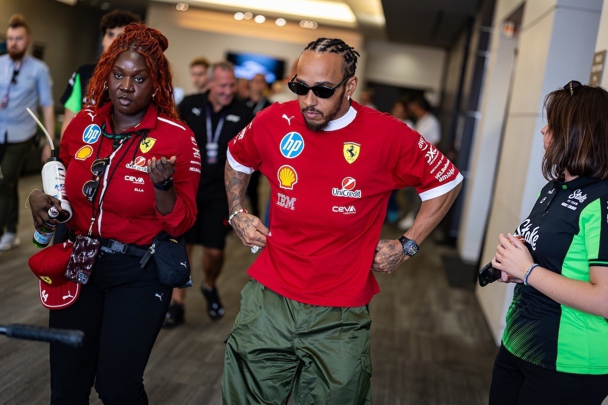  és  - Hamilton megdöntötte a Ferrari legszomorúbb rekordját, miközben pozitív történelmet is írt