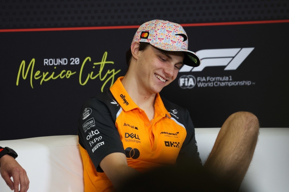 és - Az F1-es világbajnok aggódik Oscar Piastri miatt
