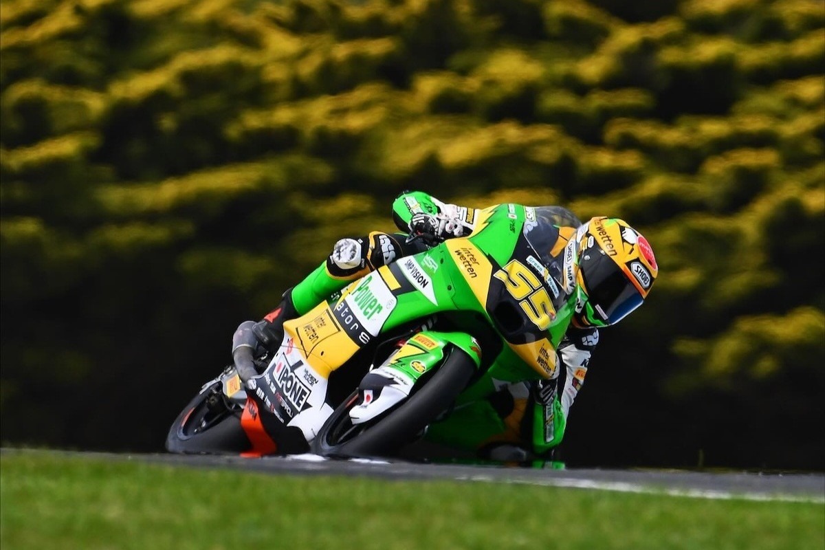 Többször is újra kellett éleszteni a balesetben vétlen Moto3-as versenyzőt