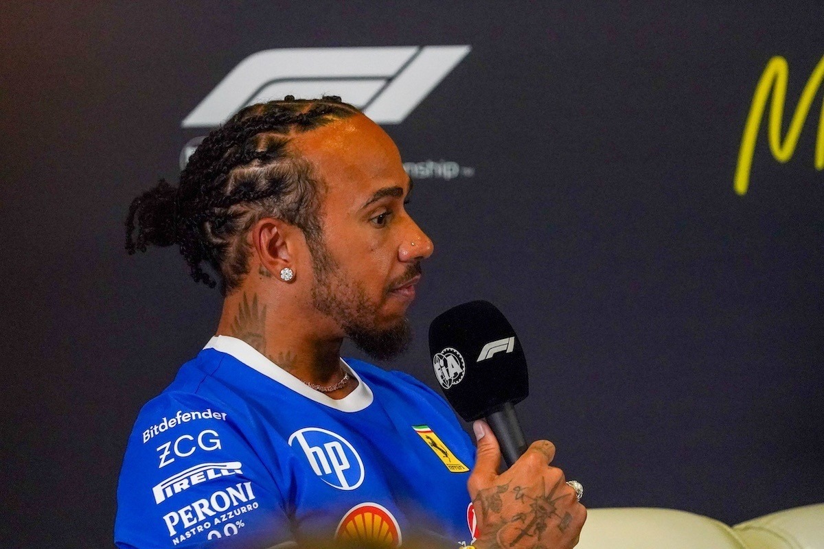 - A korábbi F1-es szerint Hamilton fuldoklik az önsajnálatban, a Ferrari válságát pedig részben maga idézte elő