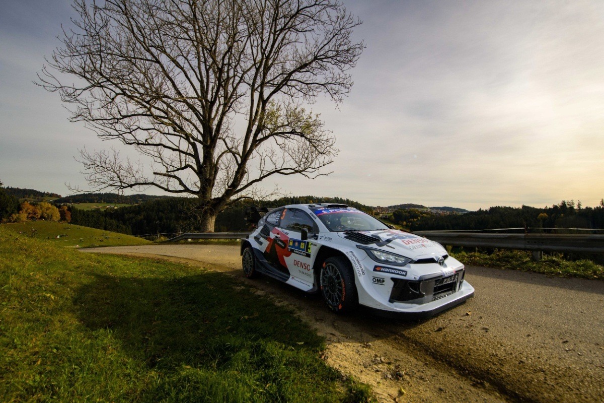 WRC: Drámai fordulat a rali vb-n – Ogier győzelmével Evans előnye elolvadt!
