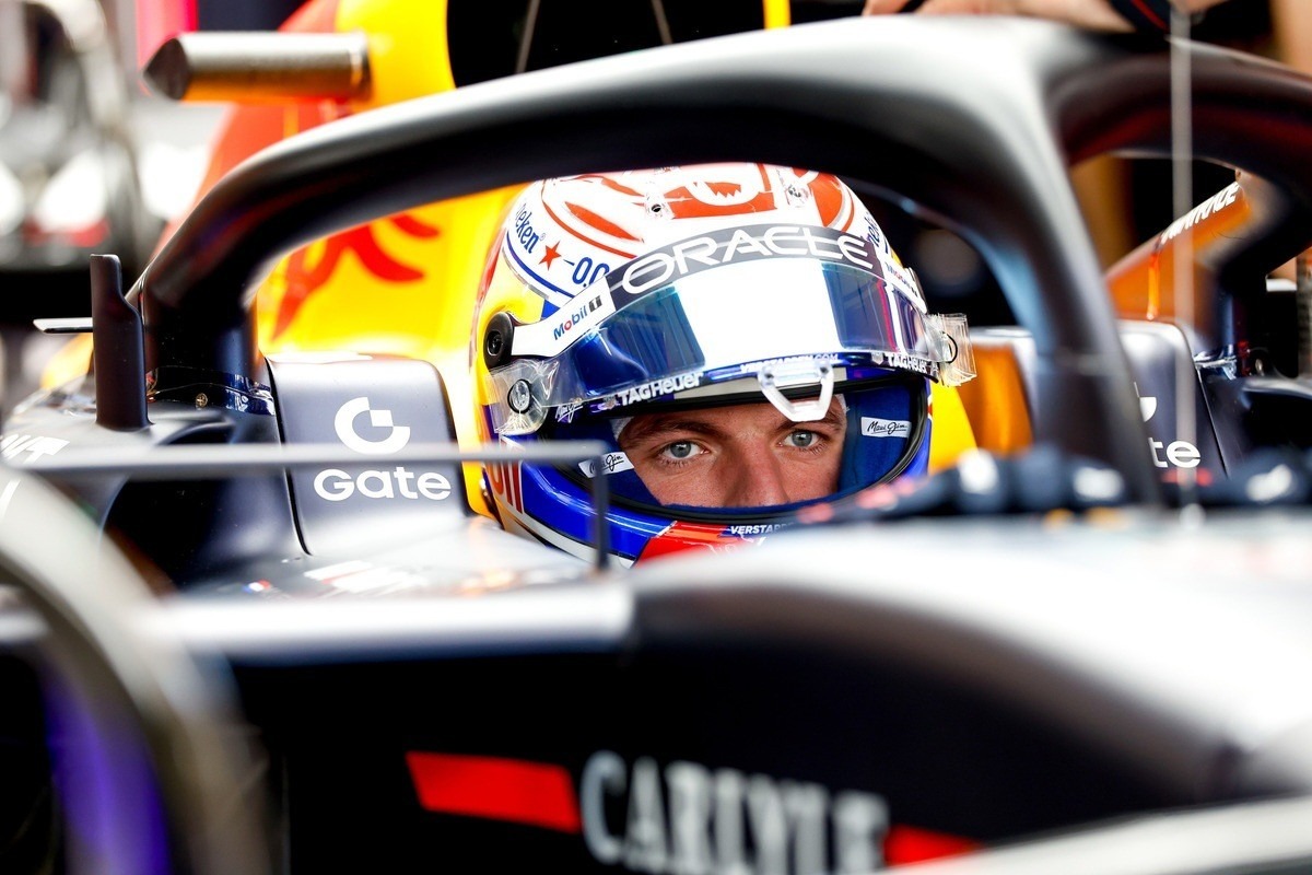  és  - Komoly dicséretet kapott Verstappen az F1-es újonctól: „Ő a legjobb F1-es pilóta”