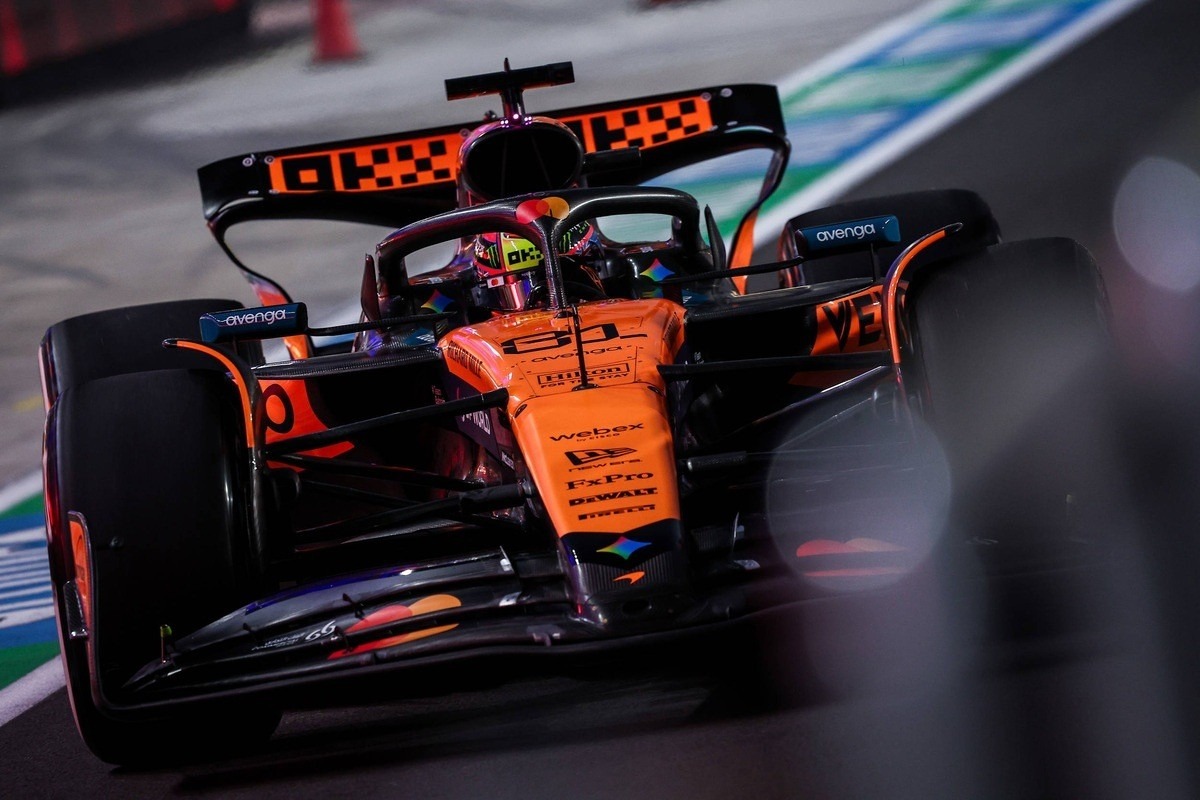  és  - Piastri az utolsó pillanatban szerezte meg a sprintpole-t, Verstappen viszont csak hatodik