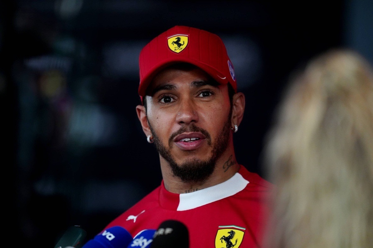  és  - Hamilton elkeseredett: „Nem akarok nyilvánosan beszélni arról, mire lenne szükségem”