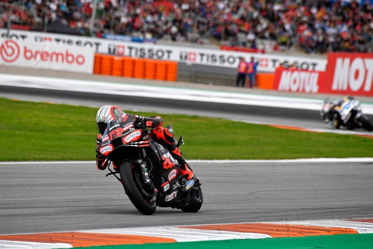  - Bezzecchi a szezonzárót is behúzta, Alex Marquez teljesen elfogyott a végére