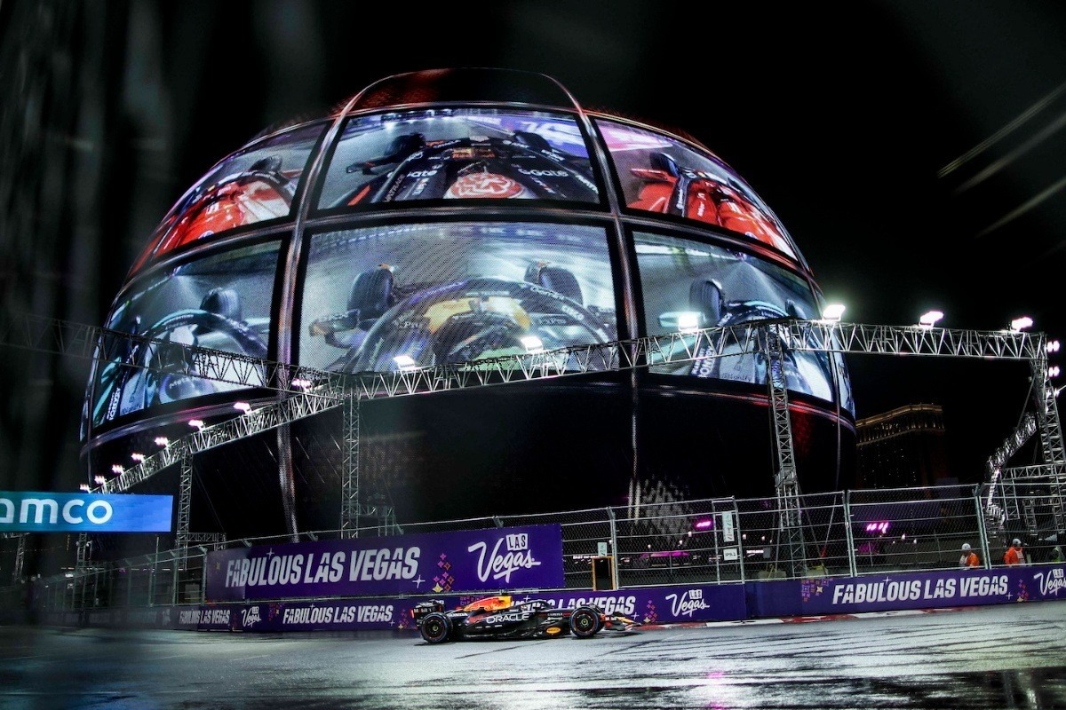 és - Íme, a 2025-ös Las Vegas-i Nagydíj rajtrácsa a vizsgálatok után!