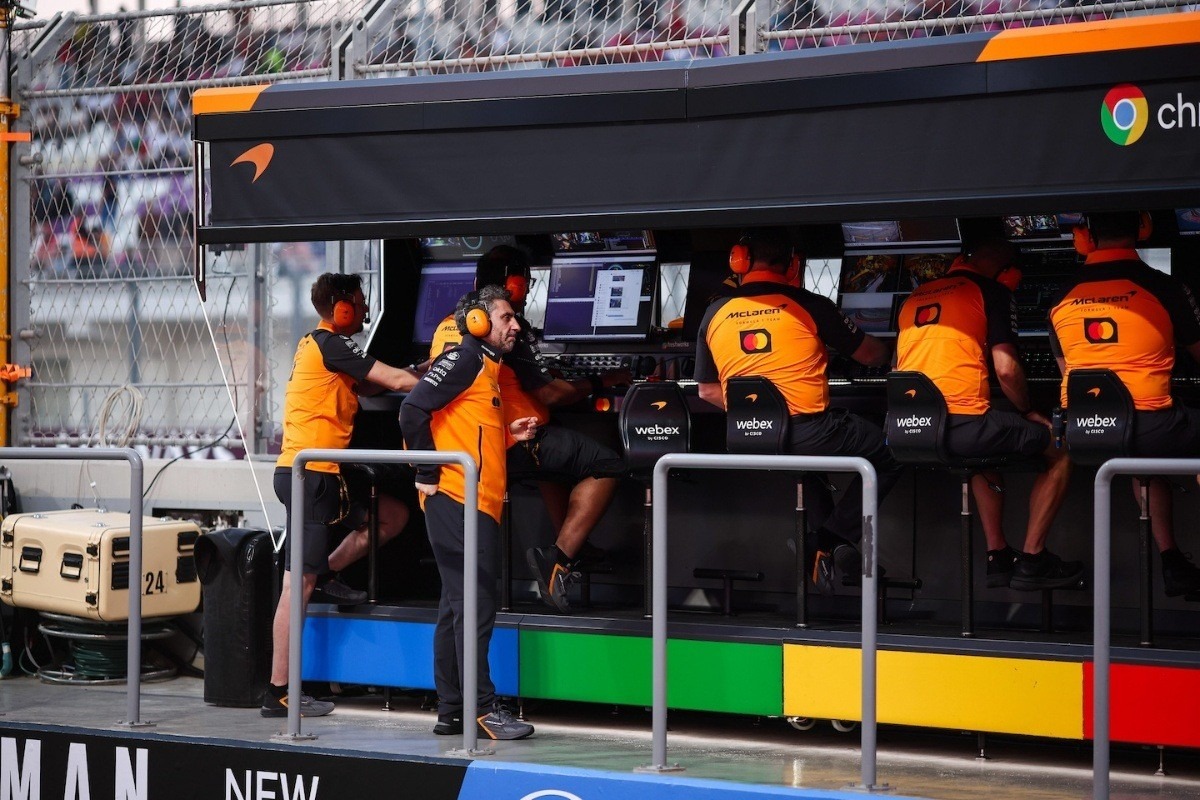  - Behúzott egy nagy nevet a McLaren - ő lenne Piastri majdani utódja?