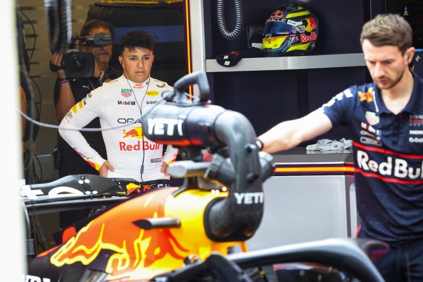  és  - Hadjar az F1 árnyoldaláról: Hiába a tehetség, ha nincs mögötted pénz