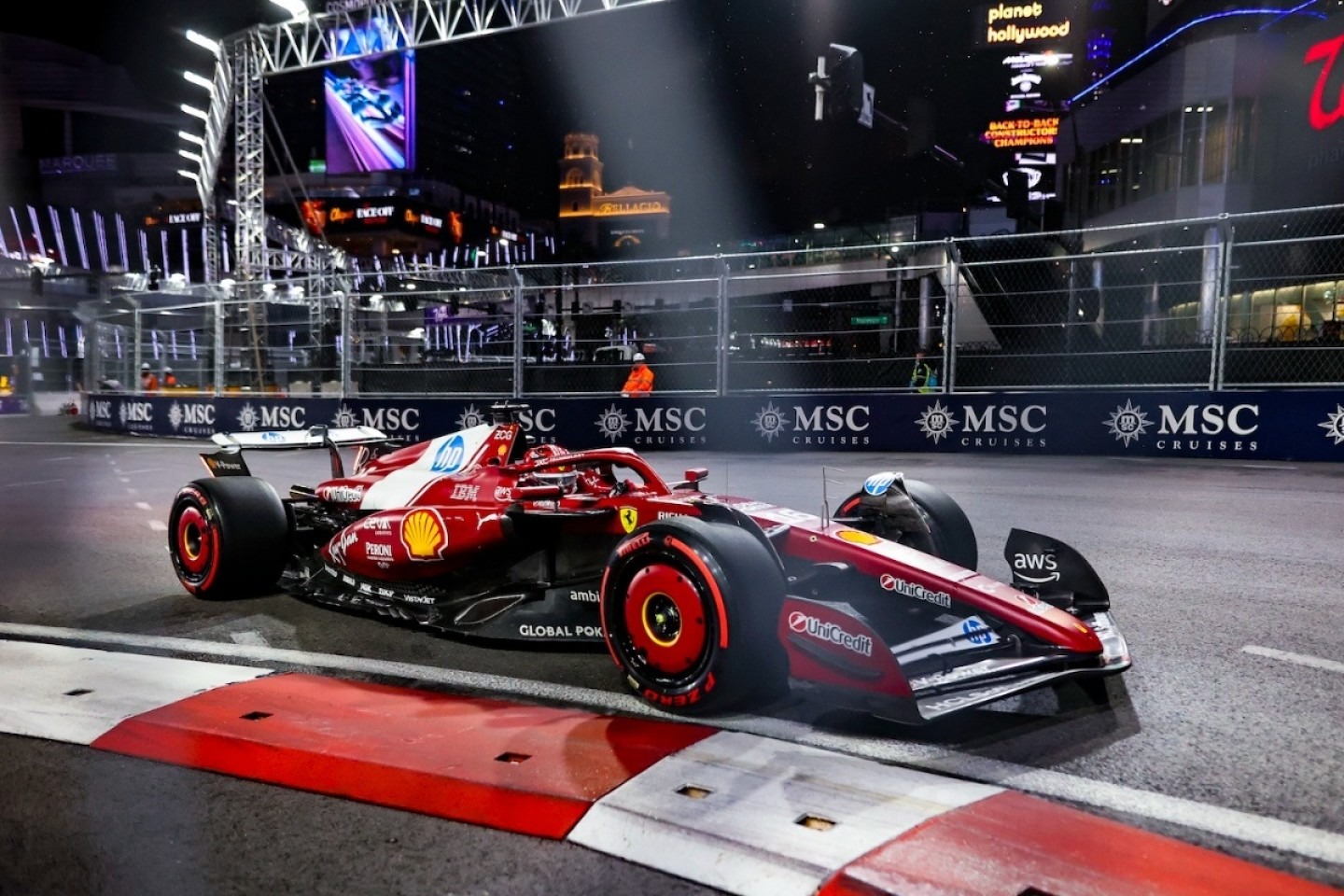 Fontos, egyben történelmi megállapodást írt alá szponzorával a Ferrari